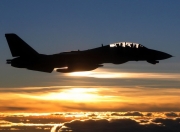 雷火电竞简介-冰与火之歌，当国家德比之夜遇见杰伦格林，两个世界的一场统治级交响