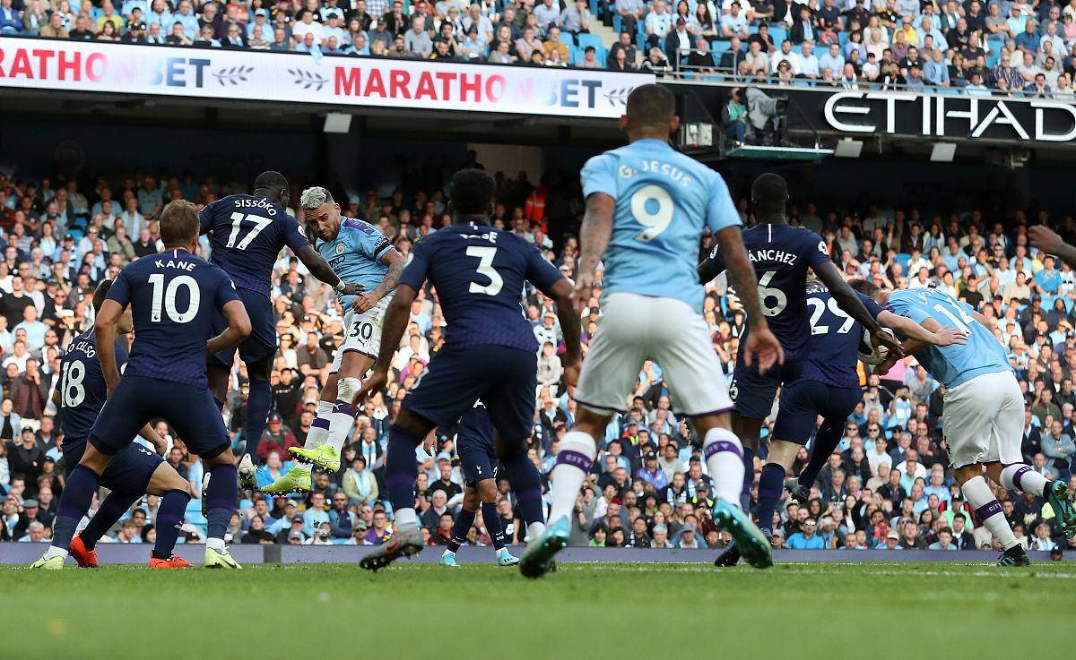 那不勒斯绝杀阿森纳，哈兰德梅开二度英超